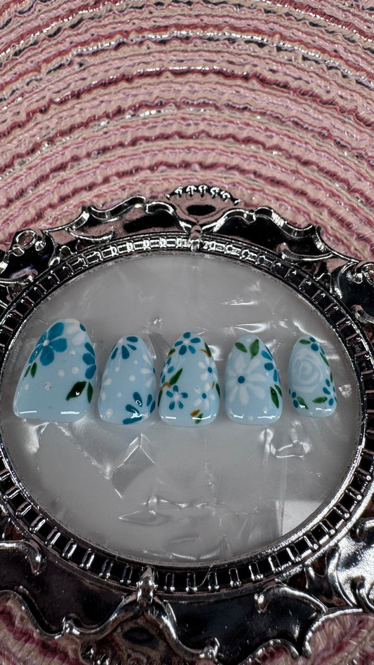 Blue Meadow Bloom Press-On Nails