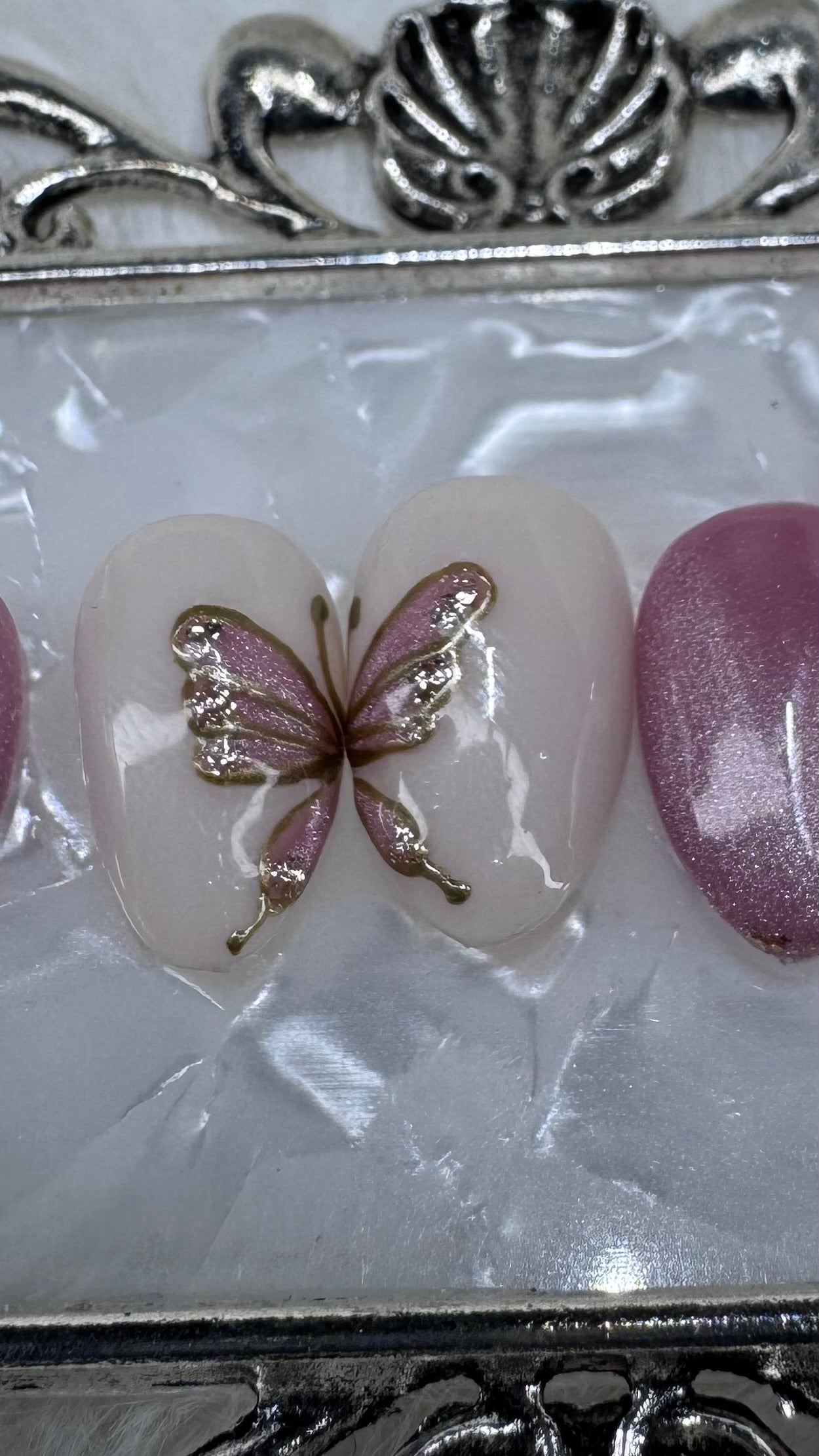 Blushing Butterfly Press-On Nail Set