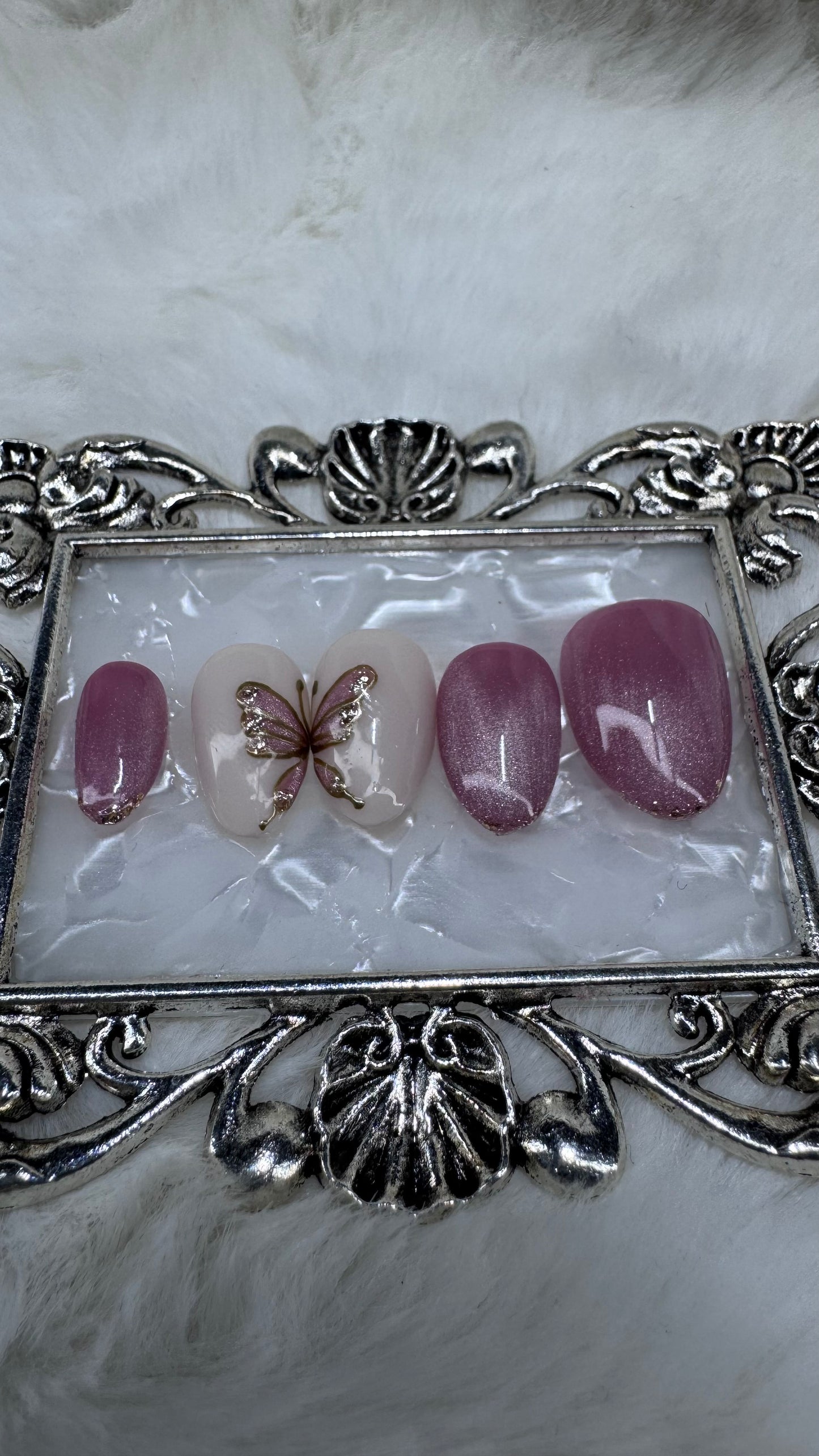 Blushing Butterfly Press-On Nail Set